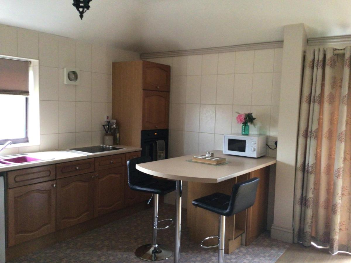 Mary'S Apartman Selby Kültér fotó